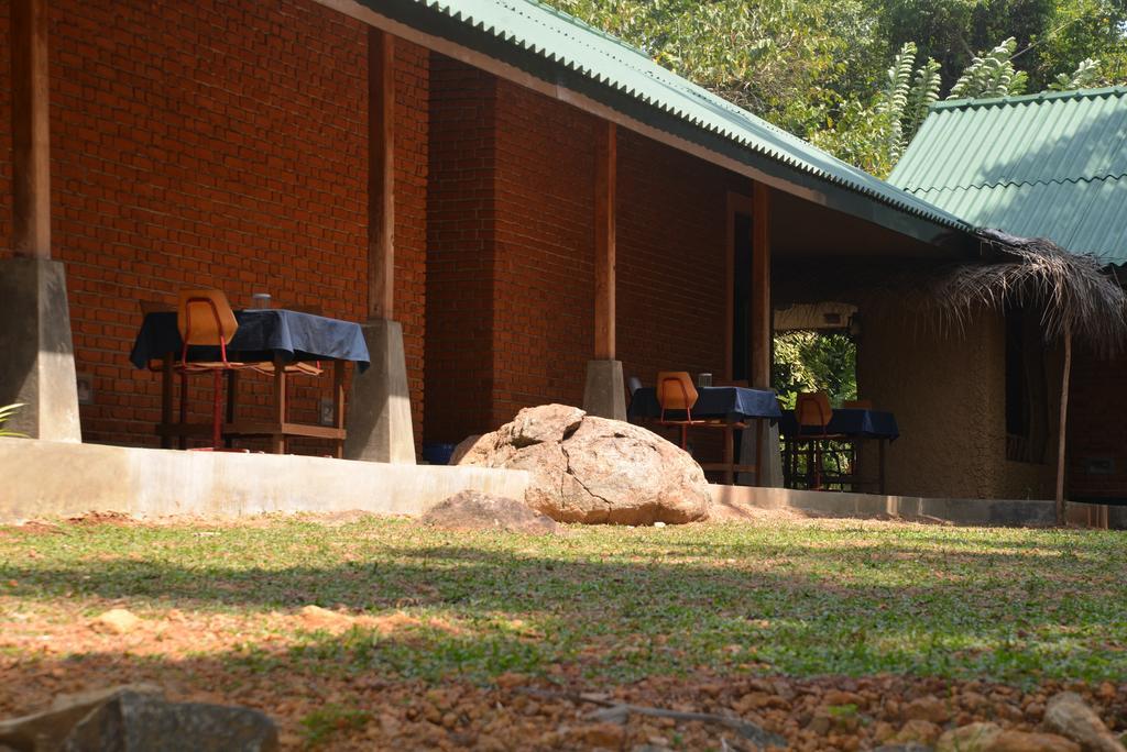 Jungle Beach Hostel Unawatuna Exteriér fotografie
