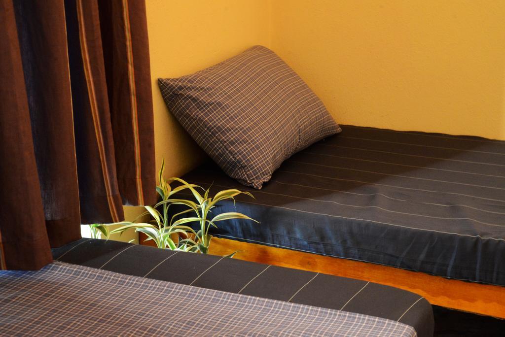 Jungle Beach Hostel Unawatuna Pokoj fotografie